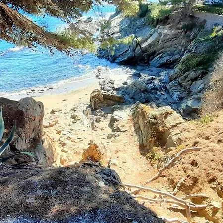 Cerca De La Playa Con Parking Y Admite Mascotas En - Es-170-4 * Llanca